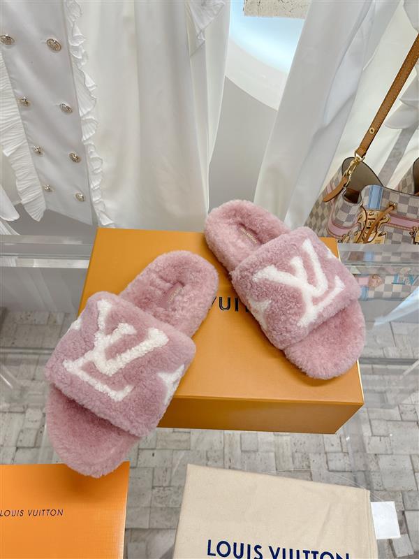 2025126103526895 230